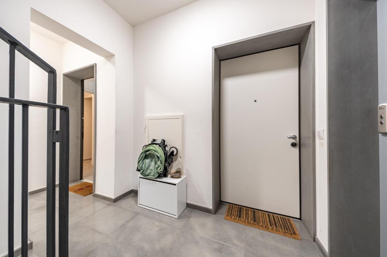 Renovated Apt With Garden & Veranda! 米兰 外观 照片